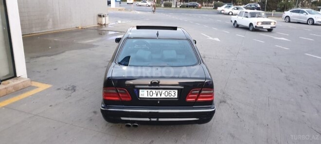 Mercedes  2002, 300,000 km - 5.5 л - Sumqayıt