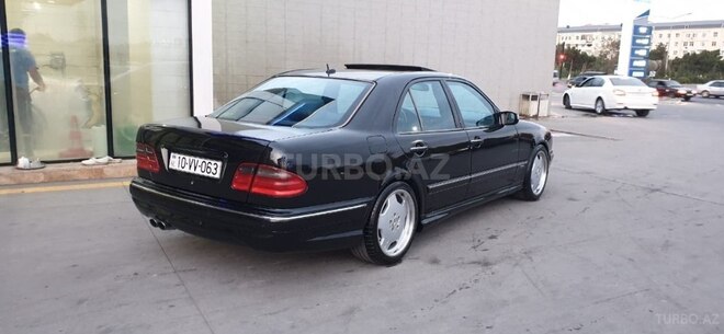 Mercedes  2002, 300,000 km - 5.5 л - Sumqayıt