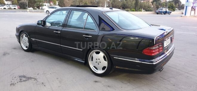 Mercedes  2002, 300,000 km - 5.5 л - Sumqayıt