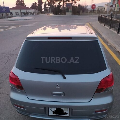 Mitsubishi Airtrek 2003, 252,400 km - 2.0 л - Oğuz