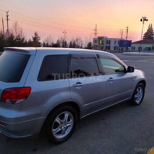 Mitsubishi Airtrek 2003, 252,400 km - 2.0 л - Oğuz