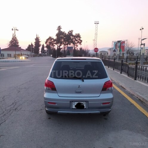 Mitsubishi Airtrek 2003, 252,400 km - 2.0 л - Oğuz