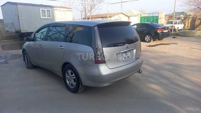 Mitsubishi Grandis 2003, 212,000 km - 2.4 l - Sumqayıt