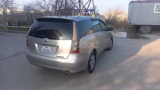 Mitsubishi Grandis 2003, 212,000 km - 2.4 l - Sumqayıt