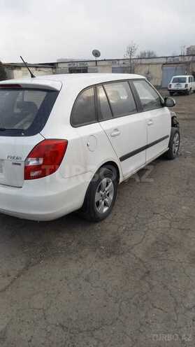 Skoda Fabia 2011, 234,000 km - 1.6 l - Bakı