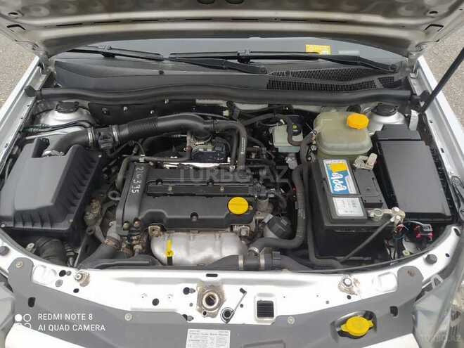 Opel Astra 2005, 232,000 km - 1.4 l - Bakı