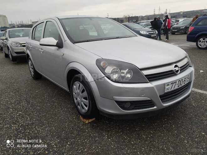 Opel Astra 2005, 232,000 km - 1.4 l - Bakı