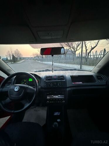 Skoda Praktik 2011, 240,373 km - 1.4 l - Tovuz
