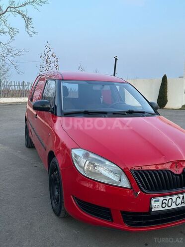 Skoda Praktik 2011, 240,373 km - 1.4 l - Tovuz