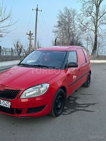 Skoda Praktik 2011, 240,373 km - 1.4 l - Tovuz