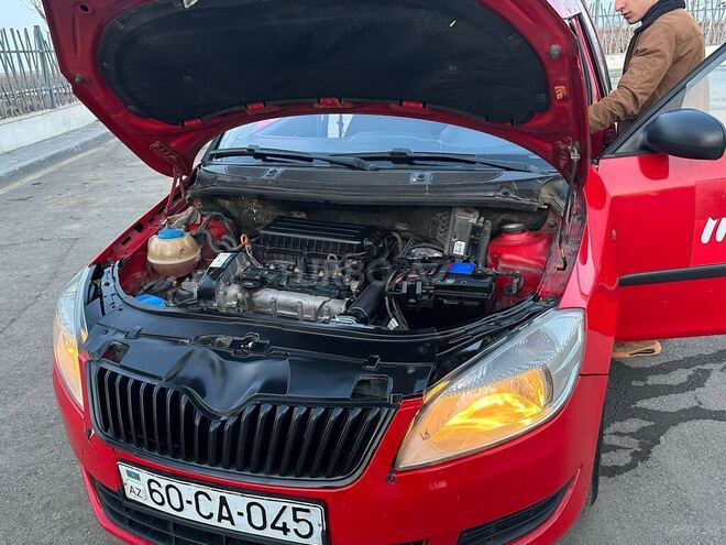 Skoda Praktik 2011, 240,373 km - 1.4 l - Tovuz