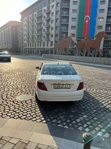Mercedes C 180 2011, 207,000 km - 1.8 l - Bakı
