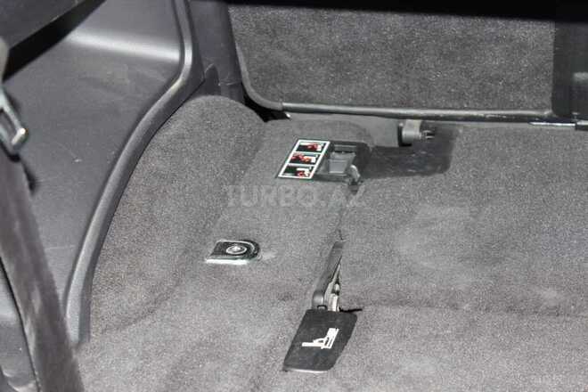 Land Rover Discovery 2012, 234,000 km - 3.0 л - Bakı