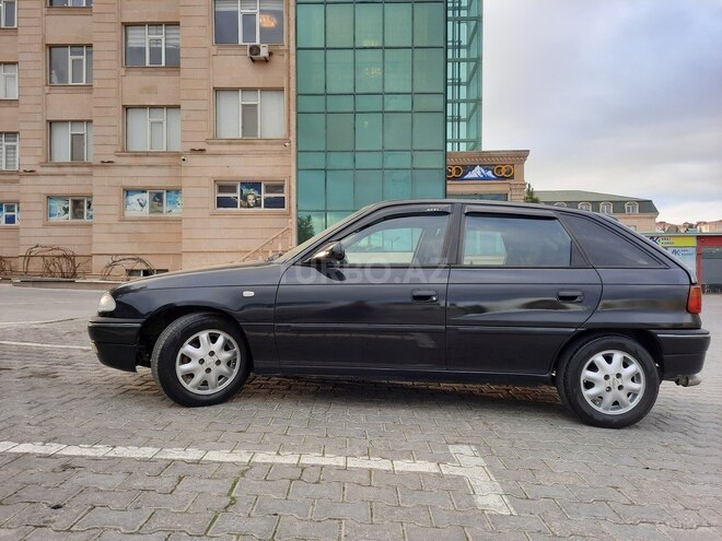 Opel Astra 1997, 340,000 km - 1.6 l - Bakı