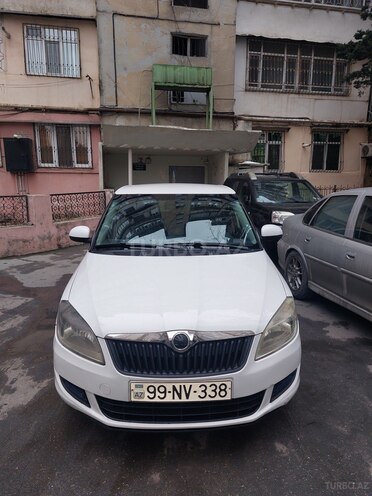 Skoda Fabia 2013, 356,000 km - 1.2 l - Bakı