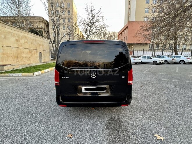 Mercedes V 220 2015, 109,800 km - 2.2 л - Bakı