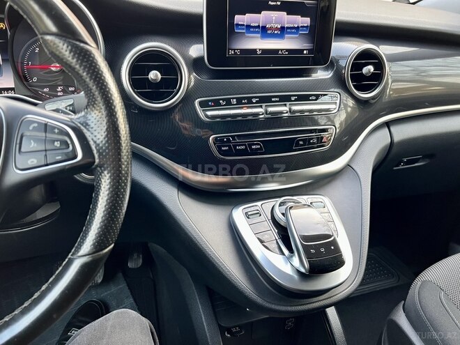 Mercedes V 220 2015, 109,800 km - 2.2 л - Bakı