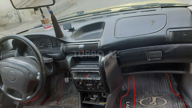 Opel Astra 1994, 342,000 km - 1.6 l - Bakı