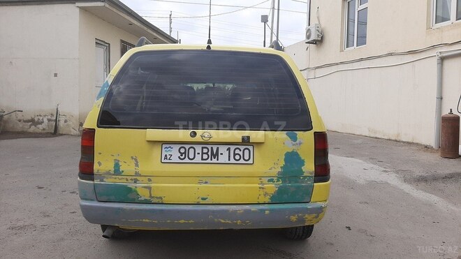 Opel Astra 1994, 342,000 km - 1.6 l - Bakı