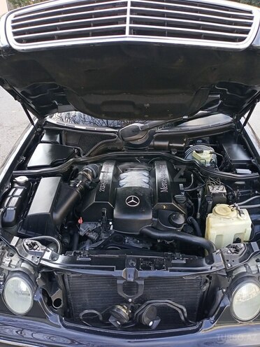 Mercedes E 240 2001, 375,000 km - 2.4 л - Bakı