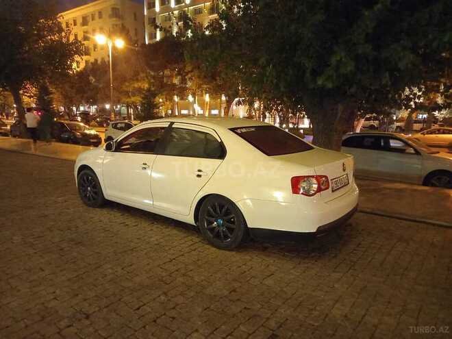 Volkswagen Jetta 2008, 387,000 km - 1.6 л - Bakı