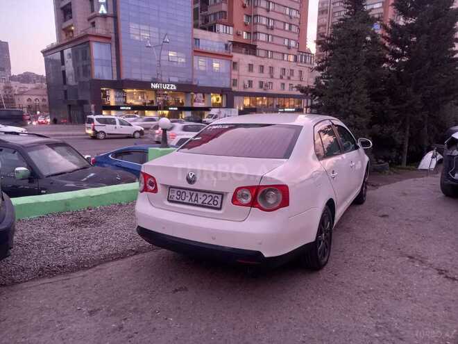 Volkswagen Jetta 2008, 387,000 km - 1.6 л - Bakı