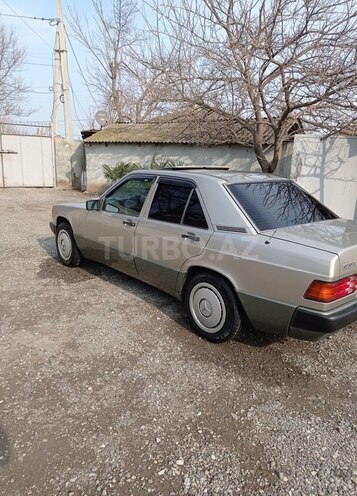 Mercedes 190 1992, 268,000 km - 2.0 l - Bərdə