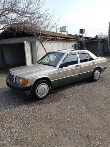 Mercedes 190 1992, 268,000 km - 2.0 l - Bərdə