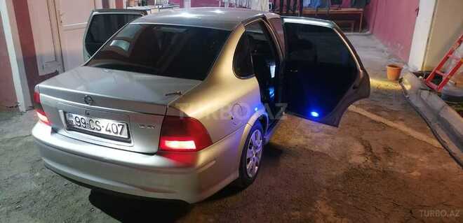 Opel Vectra 1999, 324,000 km - 1.6 l - Bakı