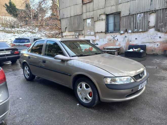 Opel Vectra 1998, 560,000 km - 1.8 l - Bakı