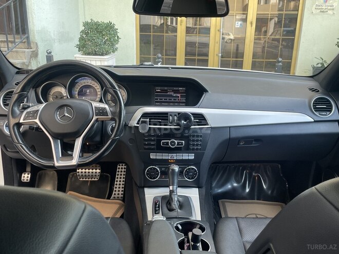 Mercedes C 250 2014, 199,000 km - 1.8 л - Bakı