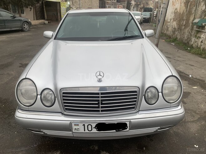 Mercedes E 230 1997, 300,000 km - 2.3 л - Bakı