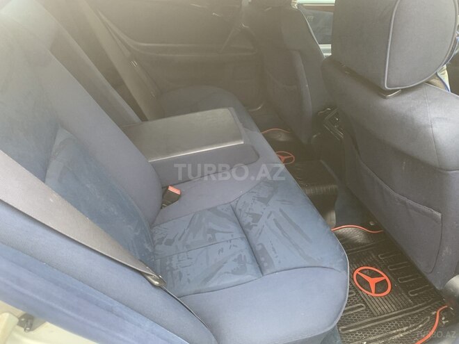 Mercedes E 230 1997, 300,000 km - 2.3 л - Bakı
