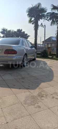 Mercedes E 230 2001, 296,356 km - 2.3 l - Cəlilabad