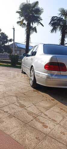 Mercedes E 230 2001, 296,356 km - 2.3 l - Cəlilabad