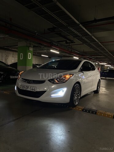 Hyundai Elantra 2015, 170,000 km - 1.8 l - Bakı