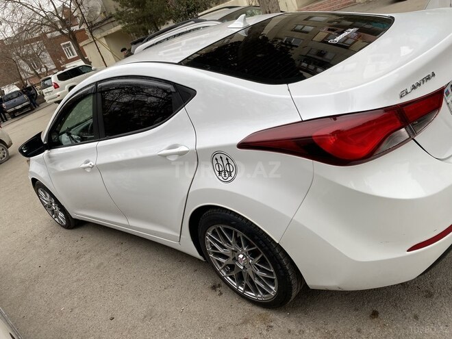 Hyundai Elantra 2015, 170,000 km - 1.8 l - Bakı