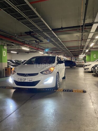 Hyundai Elantra 2015, 170,000 km - 1.8 l - Bakı