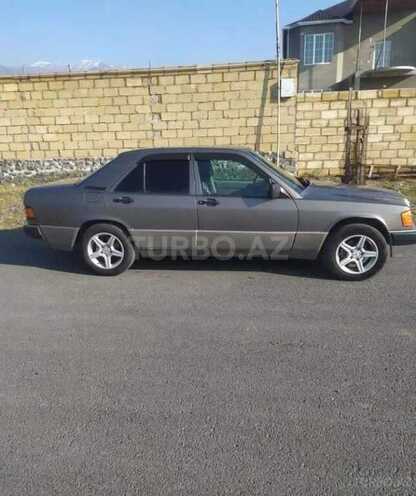 Mercedes 190 1990, 475,362 km - 1.8 l - Quba