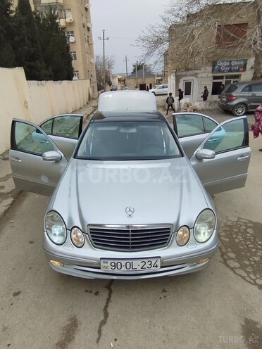 Mercedes E 270 2002, 353,040 km - 2.7 л - Bakı