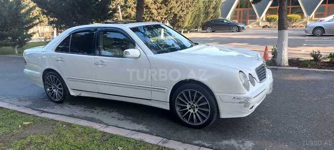 Mercedes E 240 2000, 381,000 km - 2.6 l - Bakı