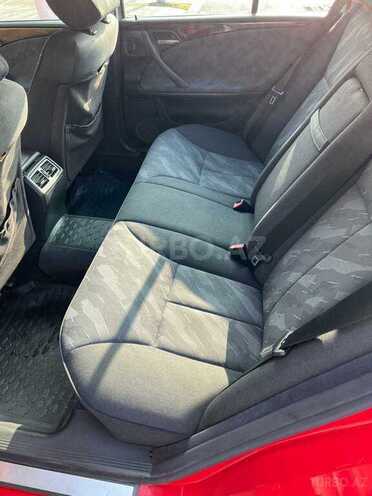 Mercedes E 220 1999, 311,258 km - 2.2 l - Şəki