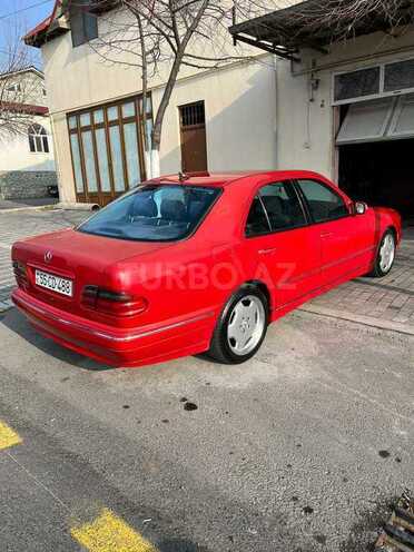 Mercedes E 220 1999, 311,258 km - 2.2 l - Şəki