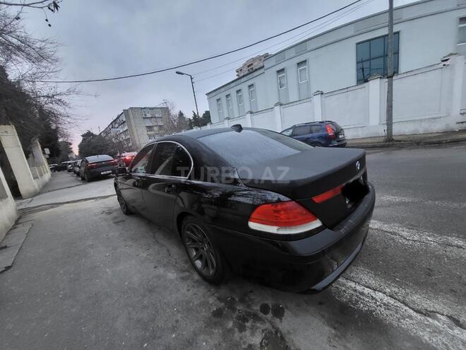 BMW 745 2004, 242,500 km - 4.4 l - Sumqayıt