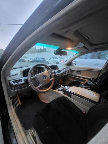 BMW 745 2004, 242,500 km - 4.4 l - Sumqayıt