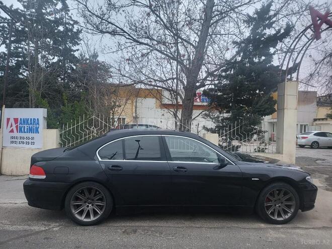BMW 745 2004, 242,500 km - 4.4 l - Sumqayıt