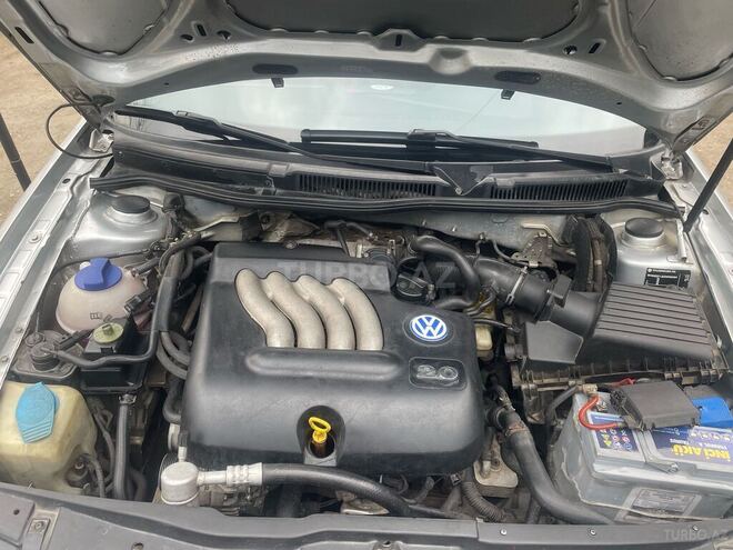 Volkswagen Golf 2002, 375,479 km - 2.0 л - Bakı