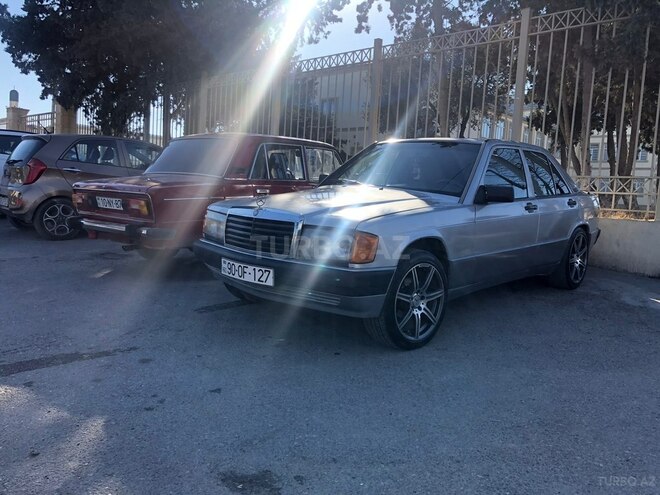 Mercedes 190 1992, 123,456 km - 2.0 l - Bakı