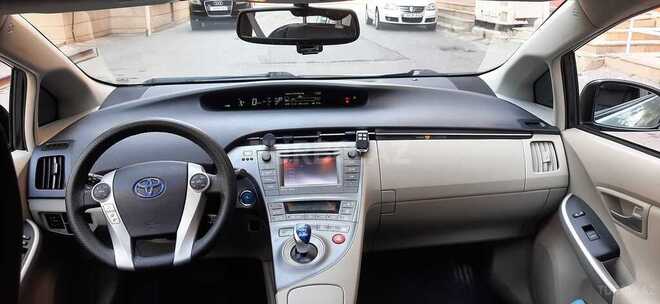 Toyota Prius 2014, 200,000 km - 1.8 l - Bakı
