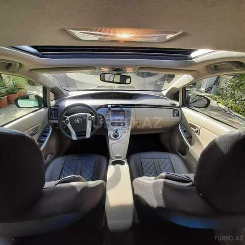 Toyota Prius 2014, 200,000 km - 1.8 l - Bakı